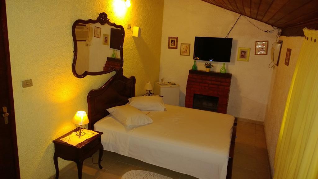 Inn Chale Da Montanha